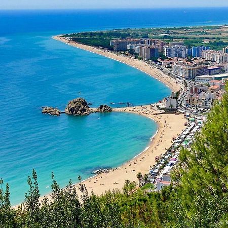 Apartamento Puerto Con Piscina Lägenhet Blanes Exteriör bild